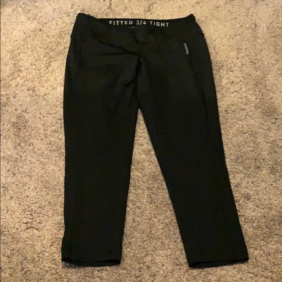 Reebok capris - Picture 1 of 2